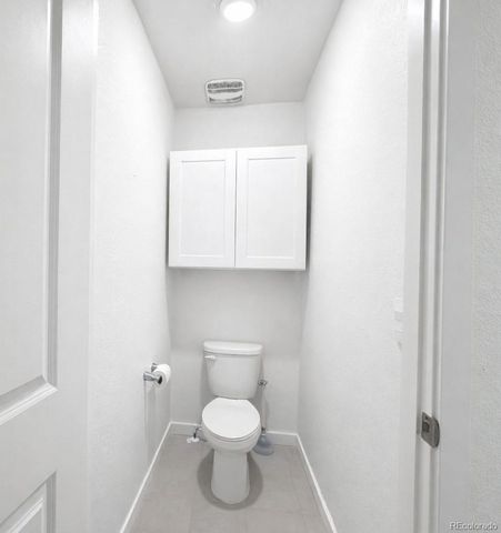 37 S Waterloo Street, Aurora, CO 80018