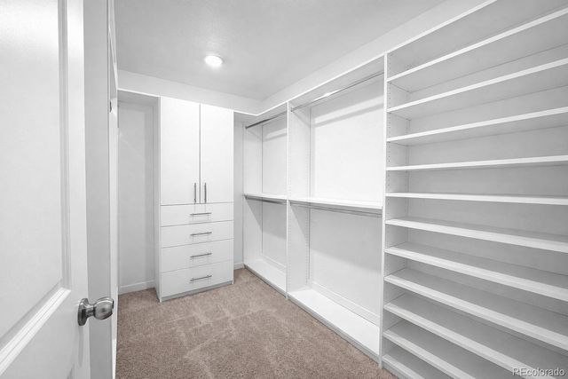 37 S Waterloo Street, Aurora, CO 80018