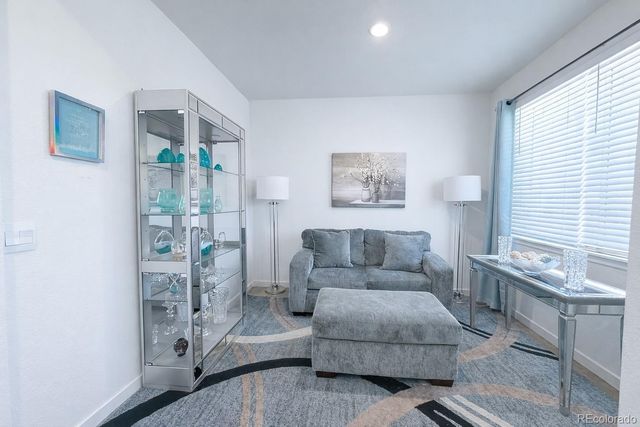 37 S Waterloo Street, Aurora, CO 80018