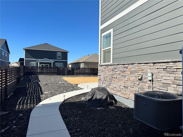 37 S Waterloo Street, Aurora, CO 80018