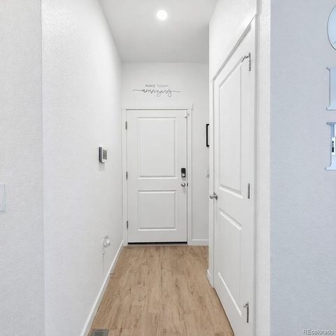 37 S Waterloo Street, Aurora, CO 80018