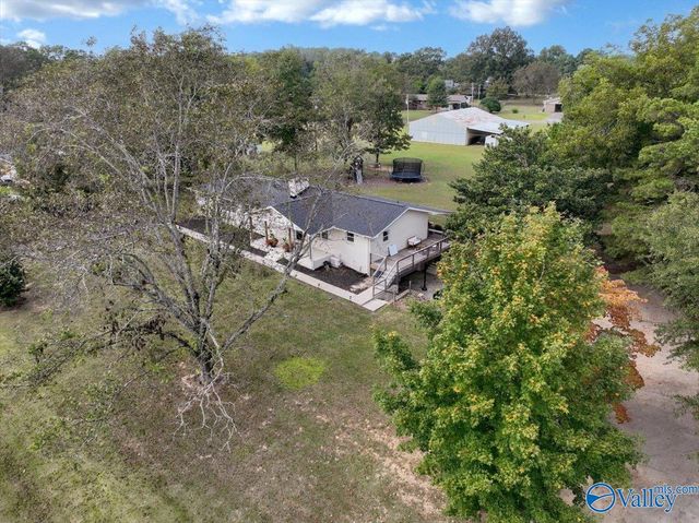 106 County Road 404, Cullman, AL 35077