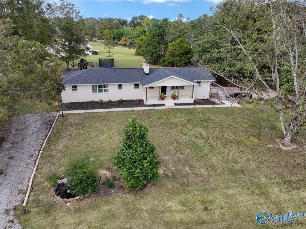 106 County Road 404, Cullman, AL 35077