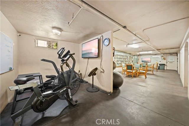 4125 S Figueroa 410, Los Angeles, CA 90037