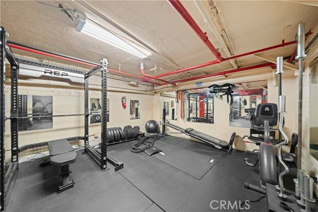 4125 S Figueroa 410, Los Angeles, CA 90037