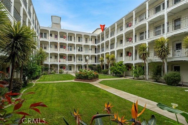 4125 S Figueroa 410, Los Angeles, CA 90037