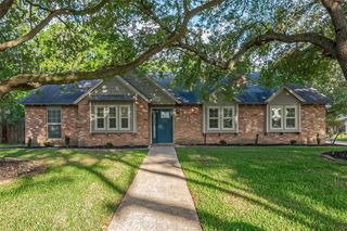 2127 Briargreen Drive, Houston, TX 77077