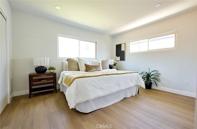 8147 Aldea Avenue, Lake Balboa, CA 91406