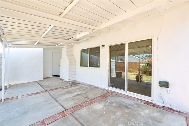 8147 Aldea Avenue, Lake Balboa, CA 91406