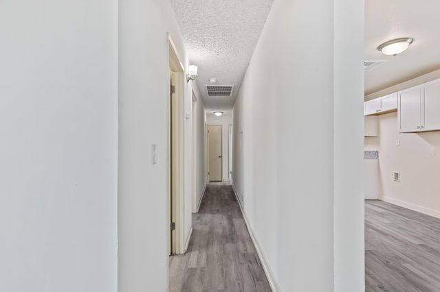 2320 S Lily Avenue, Fresno, CA 93706