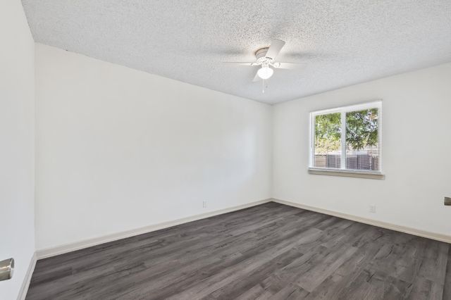 2320 S Lily Avenue, Fresno, CA 93706