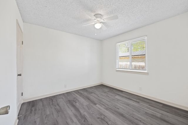 2320 S Lily Avenue, Fresno, CA 93706