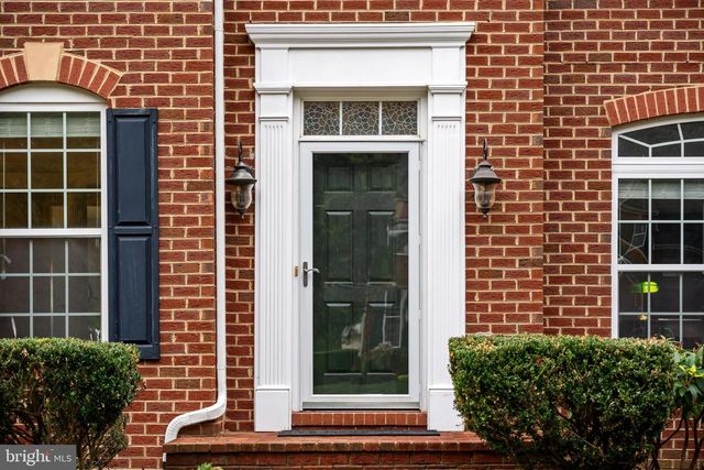 2005 PAISLEY CT, Woodbridge, VA 22191