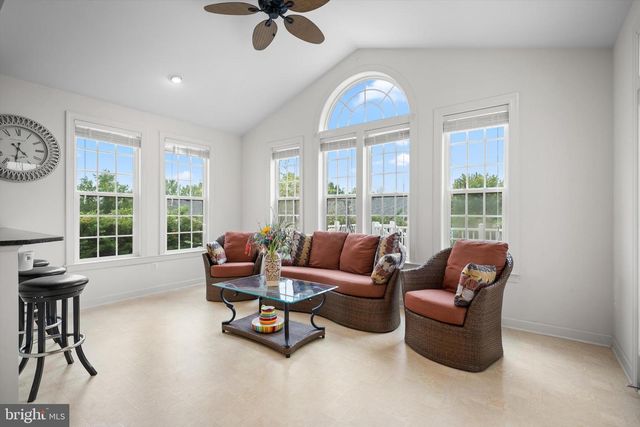2005 PAISLEY CT, Woodbridge, VA 22191