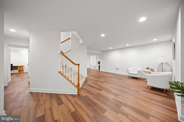 2005 PAISLEY CT, Woodbridge, VA 22191