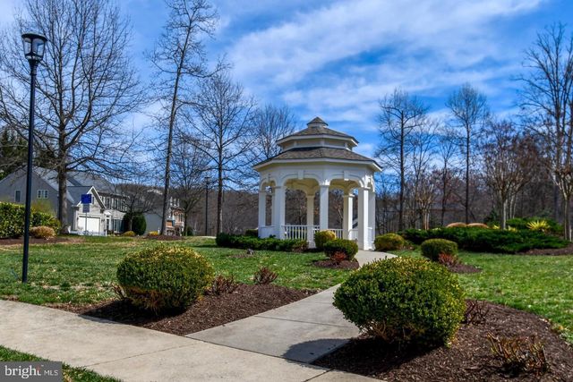 2005 PAISLEY CT, Woodbridge, VA 22191