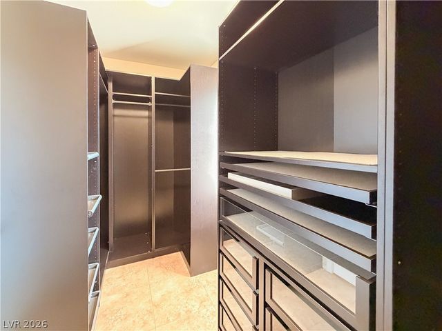 10733 Mentesana Avenue, Las Vegas, NV 89166