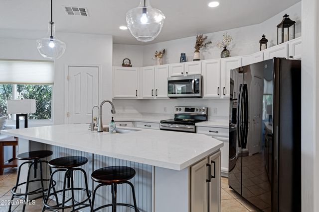 7253 W NICOLET Avenue, Glendale, AZ 85303
