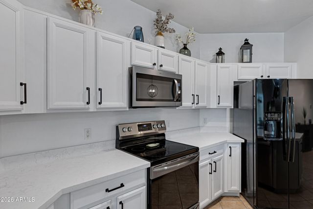 7253 W NICOLET Avenue, Glendale, AZ 85303