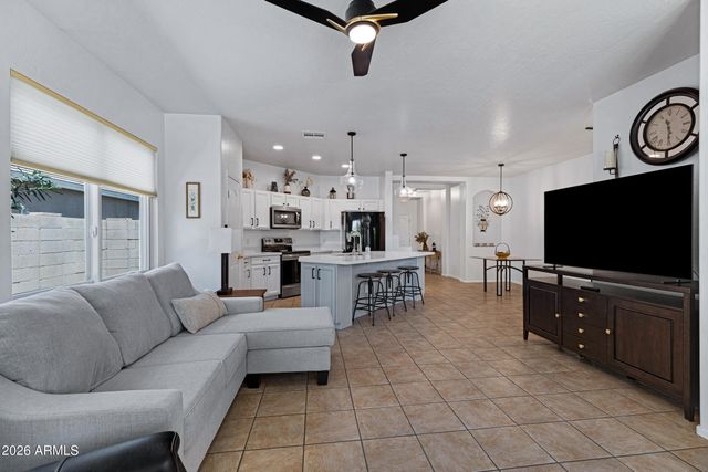 7253 W NICOLET Avenue, Glendale, AZ 85303