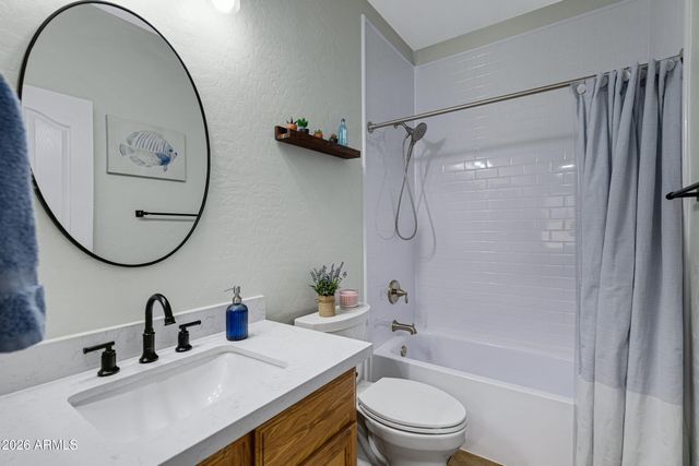 7253 W NICOLET Avenue, Glendale, AZ 85303