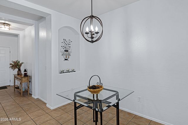 7253 W NICOLET Avenue, Glendale, AZ 85303