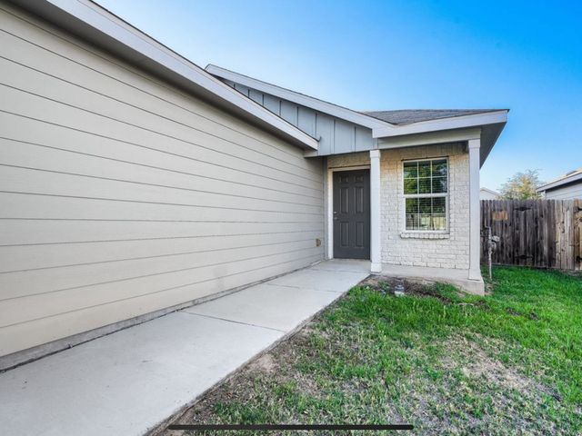 7231 LAVACA BLF, San Antonio, TX 78218