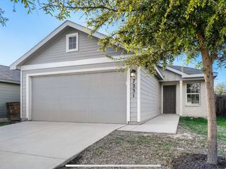 7231 LAVACA BLF, San Antonio, TX 78218
