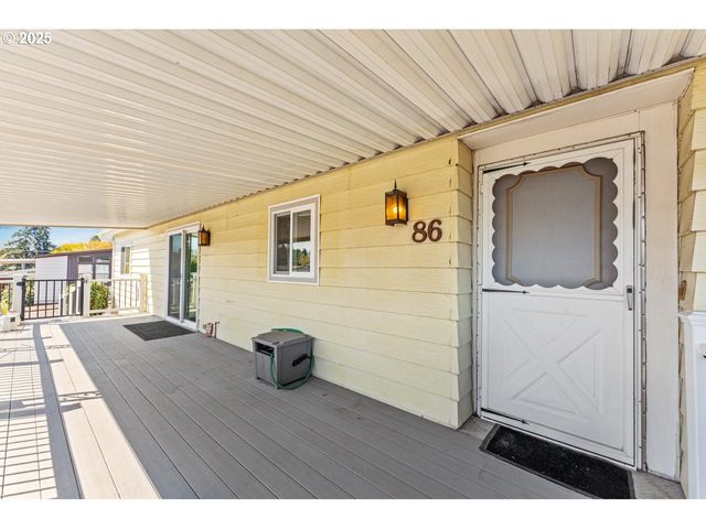 2511 Se RIVER Rd 86, Hillsboro, OR 97123