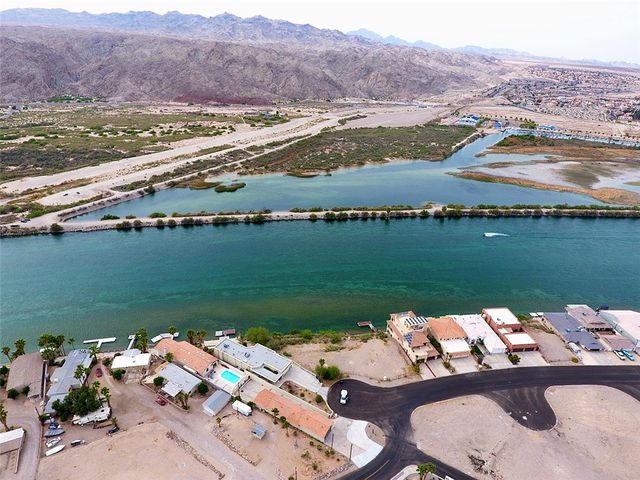 519 Stahlman Drive, Bullhead City, AZ 86442