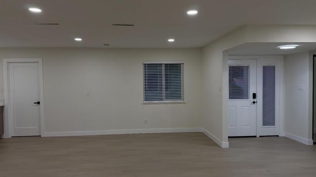 2129 Kellogg Way, Rancho Cordova, CA 95670