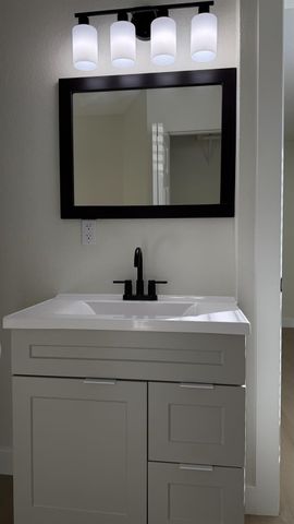 2129 Kellogg Way, Rancho Cordova, CA 95670