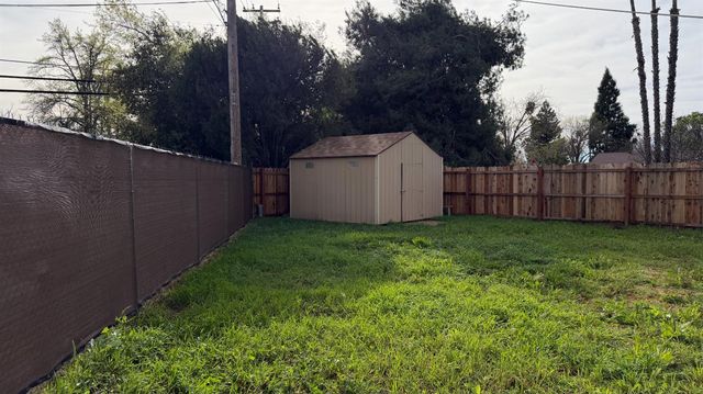 2129 Kellogg Way, Rancho Cordova, CA 95670