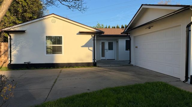 2129 Kellogg Way, Rancho Cordova, CA 95670