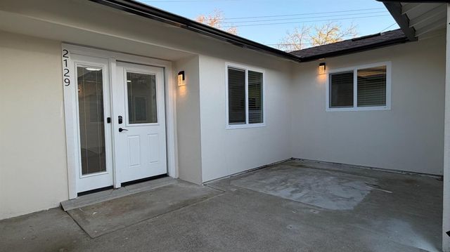 2129 Kellogg Way, Rancho Cordova, CA 95670