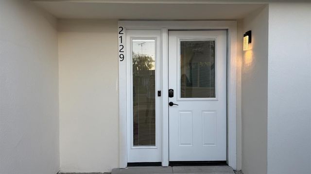 2129 Kellogg Way, Rancho Cordova, CA 95670