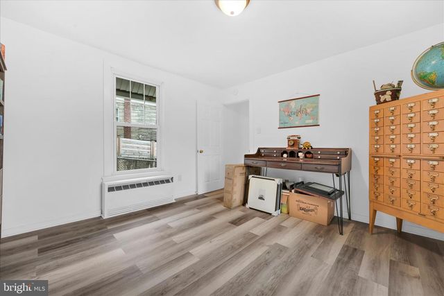 18 S JACKSON ST, Pottsville, PA 17901
