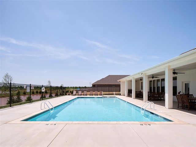 16225 Blackberry Farm Road, Oklahoma City, OK 73013