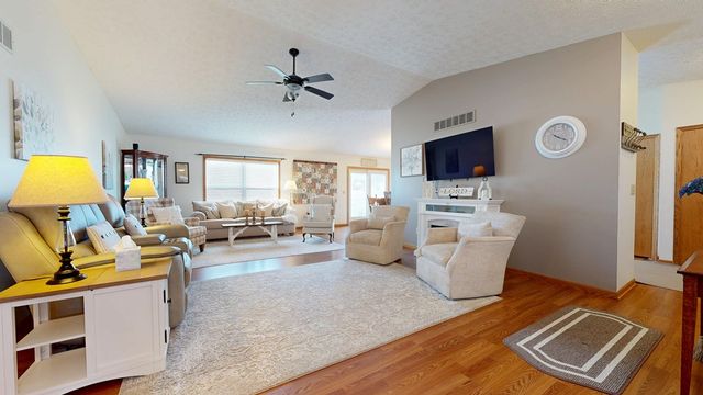 961 N Neil Circle, Mansfield, OH 44903