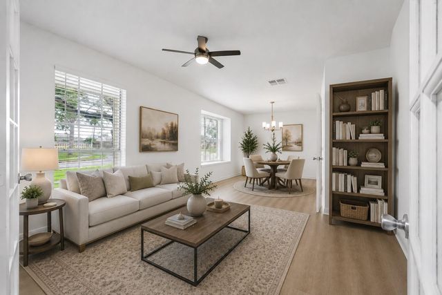 402 Forest Hills Drive, League City, TX 77573