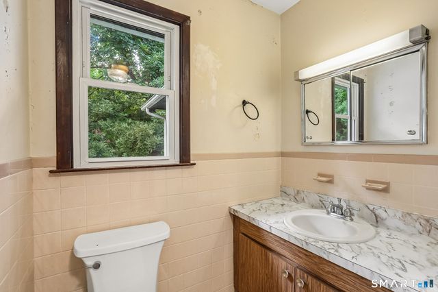 25 Woodbury Drive, Danbury, CT 06811