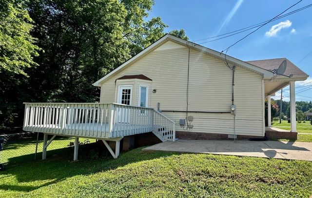 432 Sideline Dr, Oak Grove, KY 42262