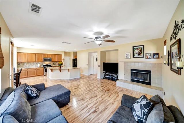 1791 Hideaway Place, Palmdale, CA 93551