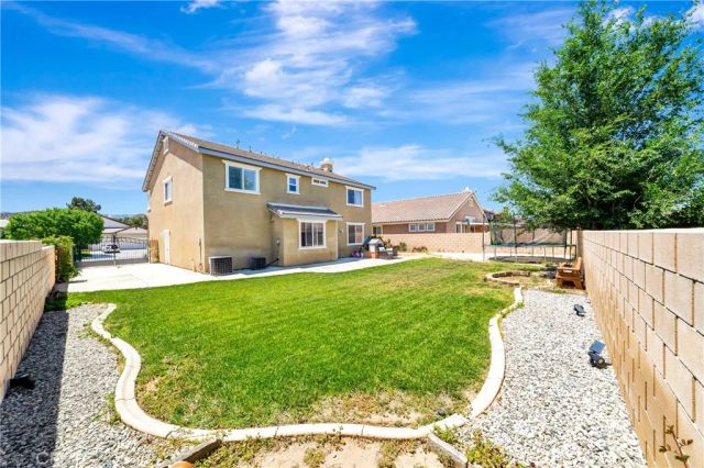 1791 Hideaway Place, Palmdale, CA 93551