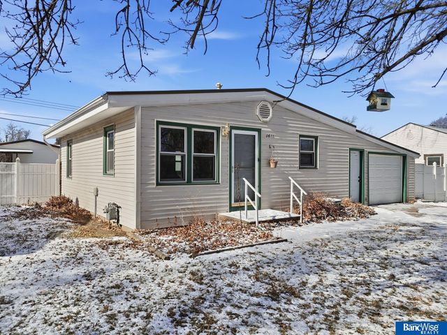 1411 N 53rd Street, Lincoln, NE 68504