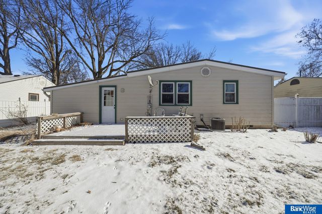 1411 N 53rd Street, Lincoln, NE 68504