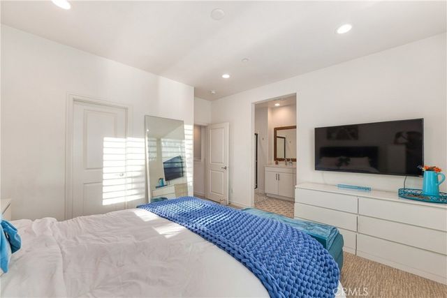 13910 Fairway Dr, Whittier, CA 90604