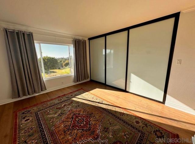 911 Caminito Madrigal E, Carlsbad, CA 92011