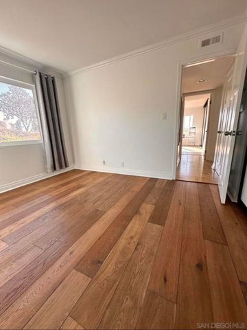 911 Caminito Madrigal E, Carlsbad, CA 92011