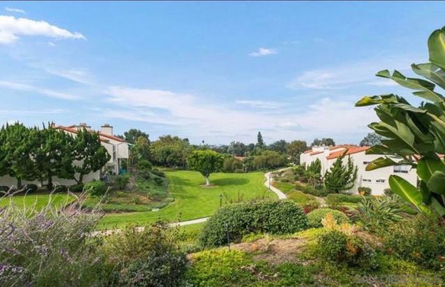 911 Caminito Madrigal E, Carlsbad, CA 92011